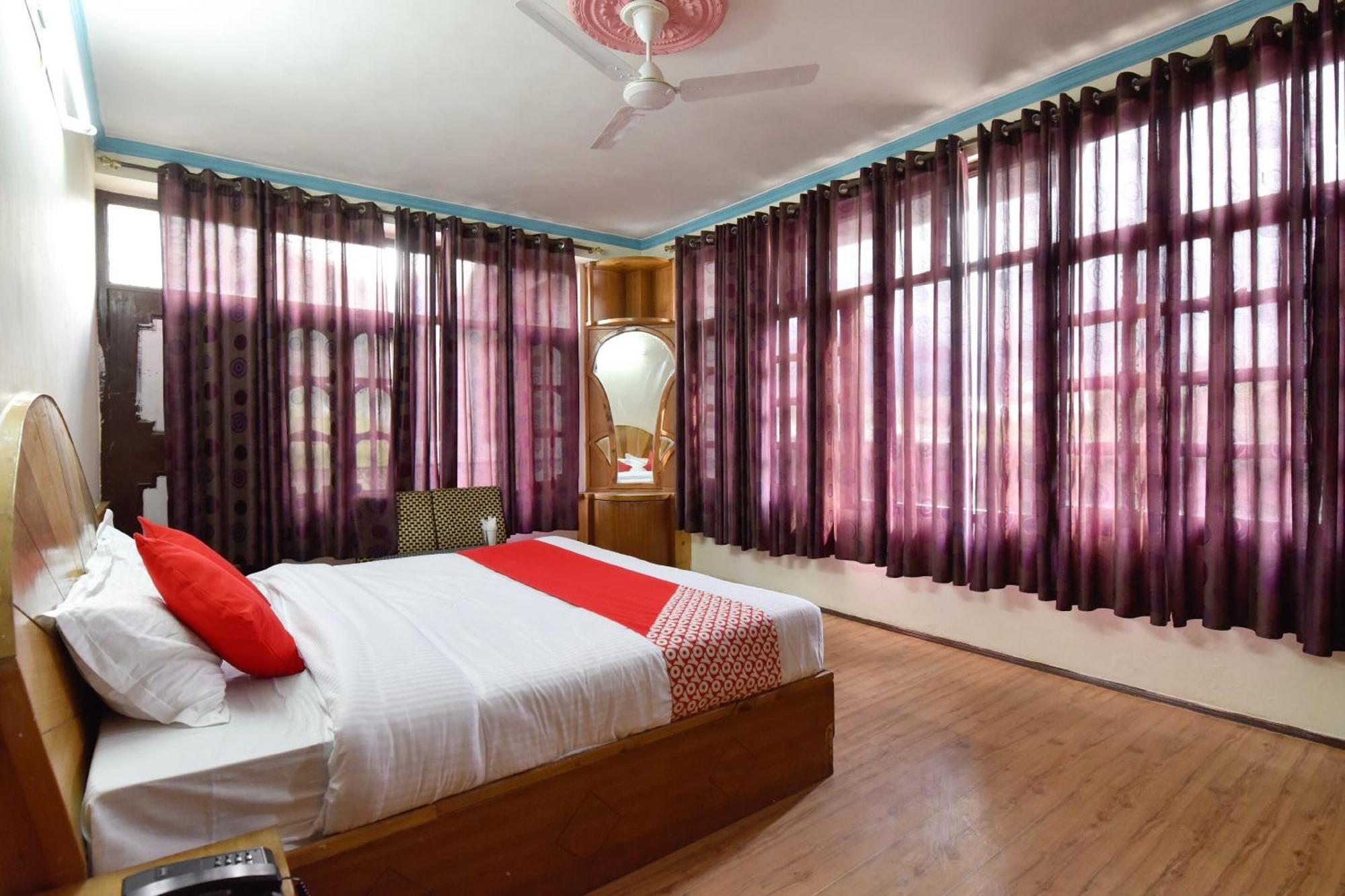 Oyo Hill View Hotel Manāli Exterior foto