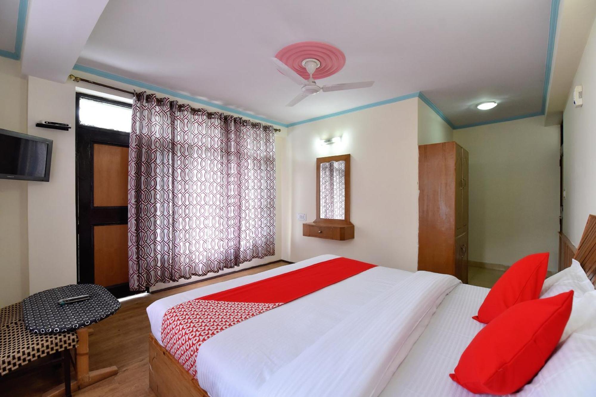 Oyo Hill View Hotel Manāli Exterior foto